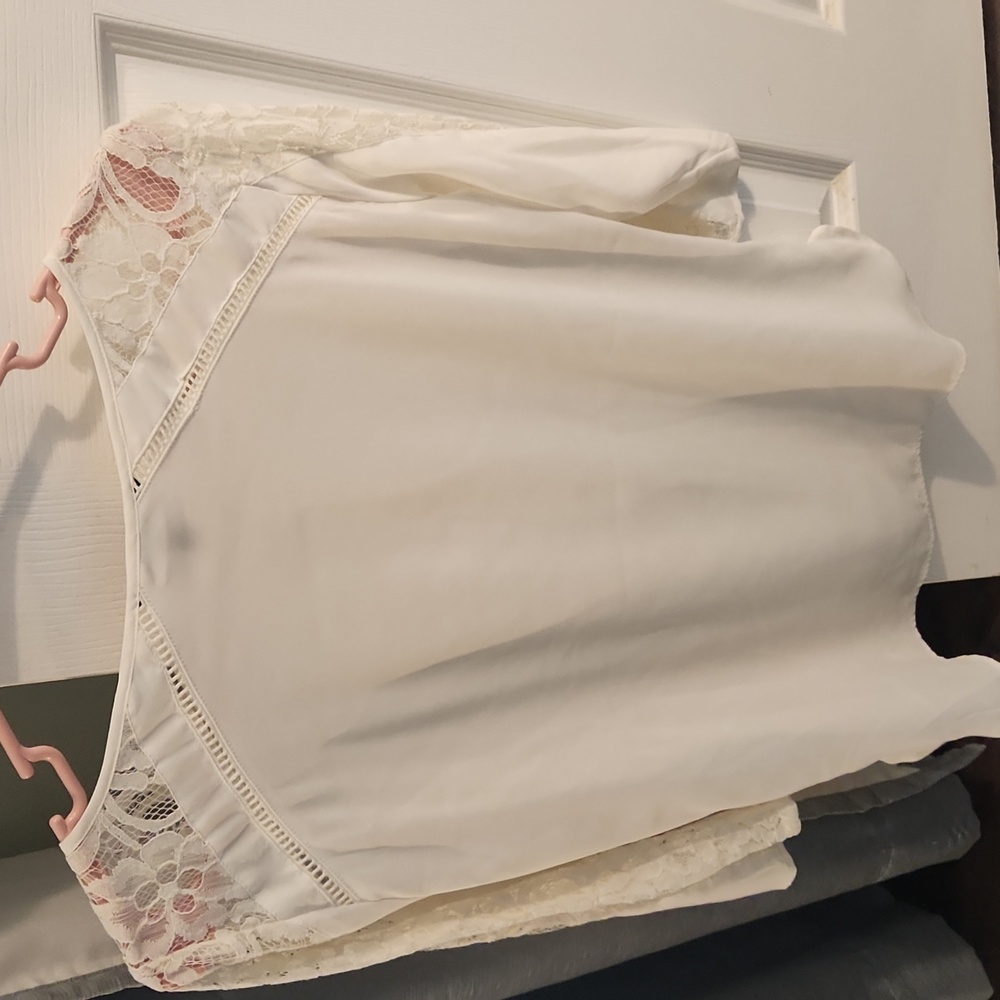 Top - Picture 3 of 3